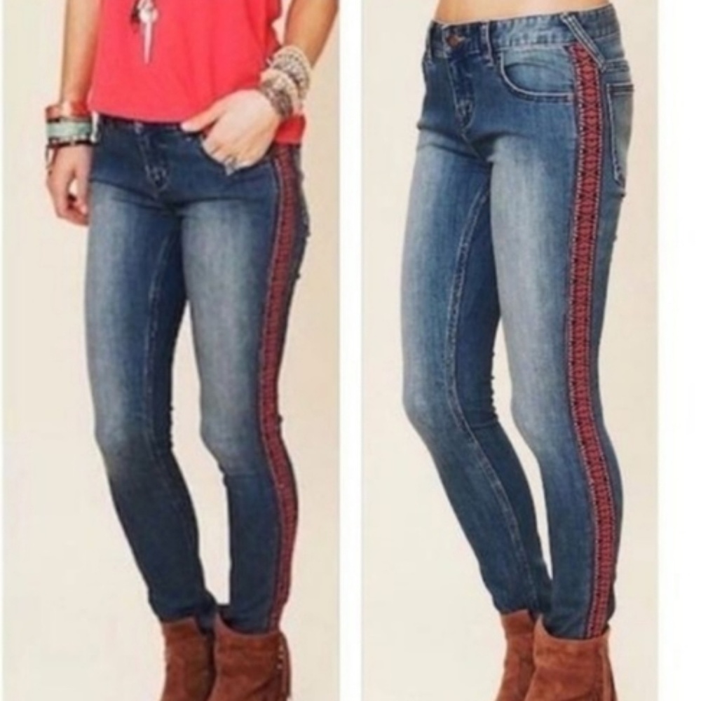 Free People Embroidered Jeans Size 27